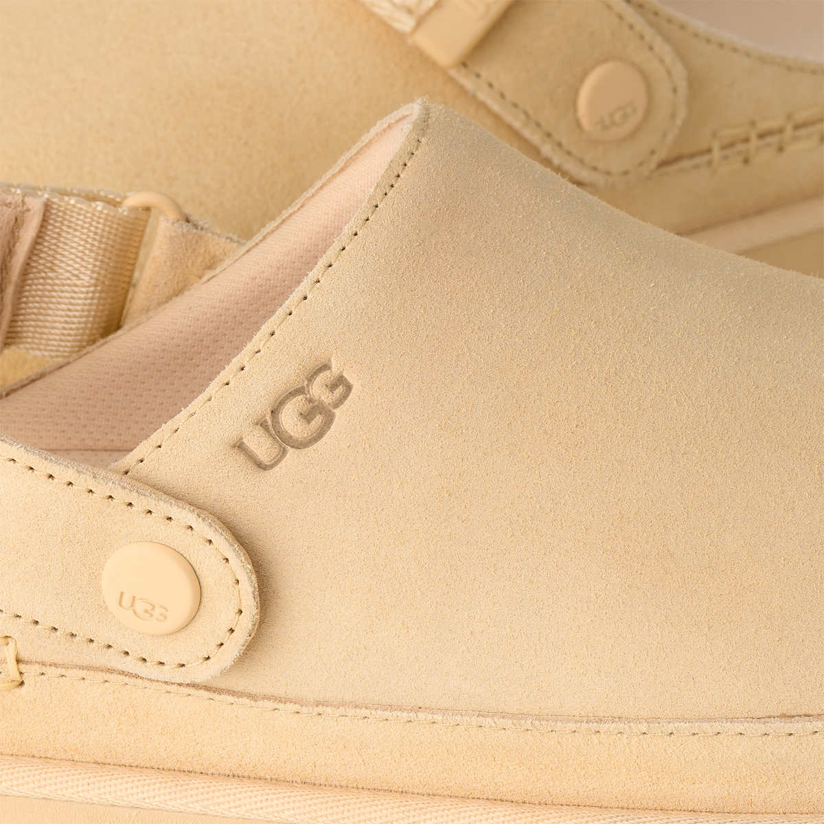 UGG Goldenstar Clog Pale Buttercup Women's