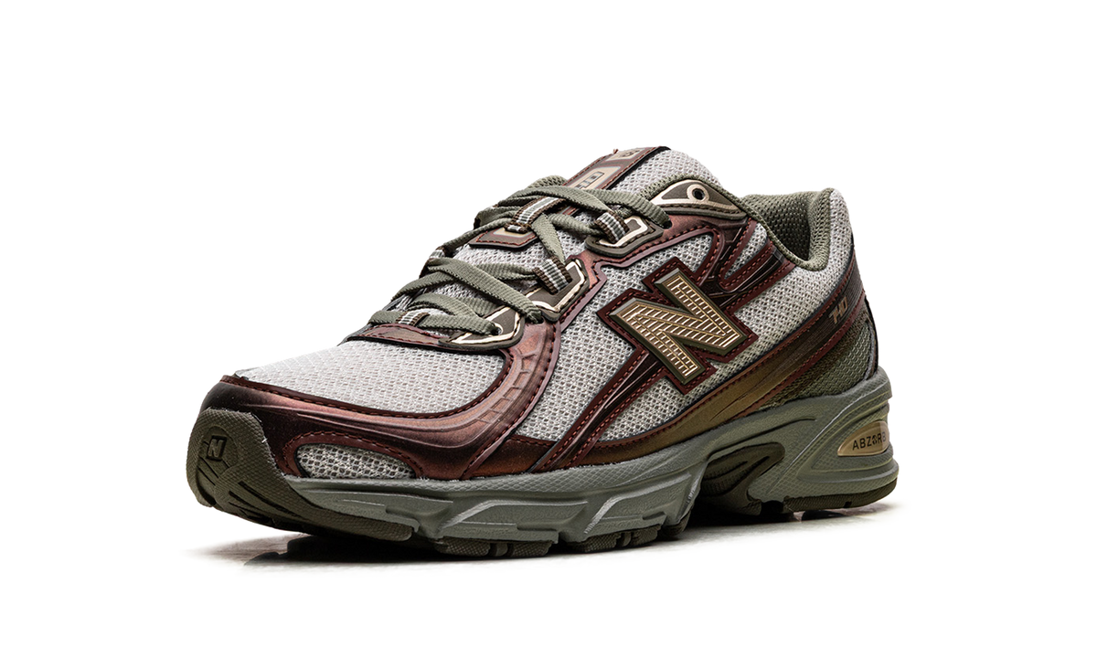 New Balance 740 "Woodland Dark Olivine" Sneakers