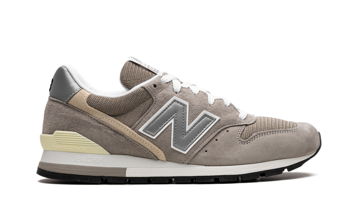 New Balance 996 "Grey Day" Sneakers