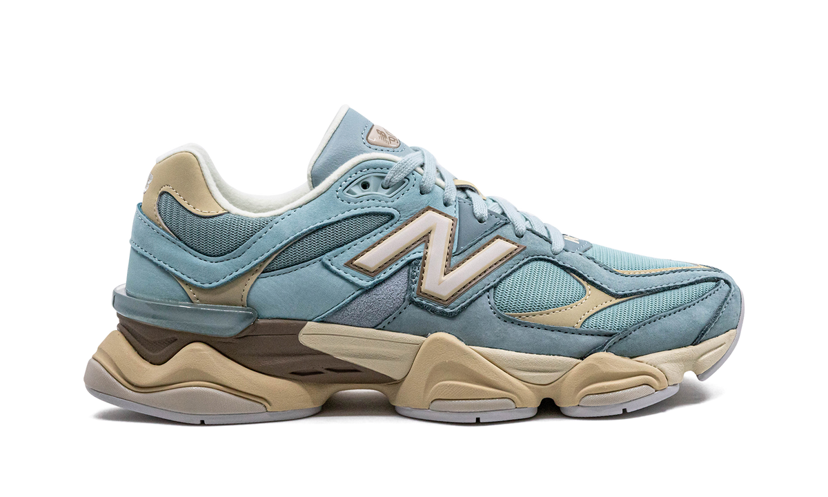New Balance 9060 "Blue Haze" Sneakers