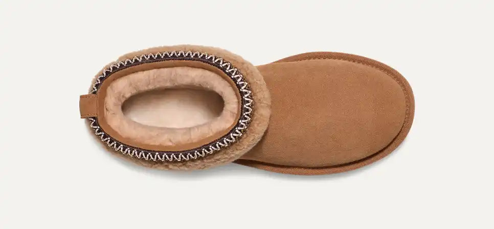UGG Classic Ultra Mini Maxi Curly Chestnut Women's