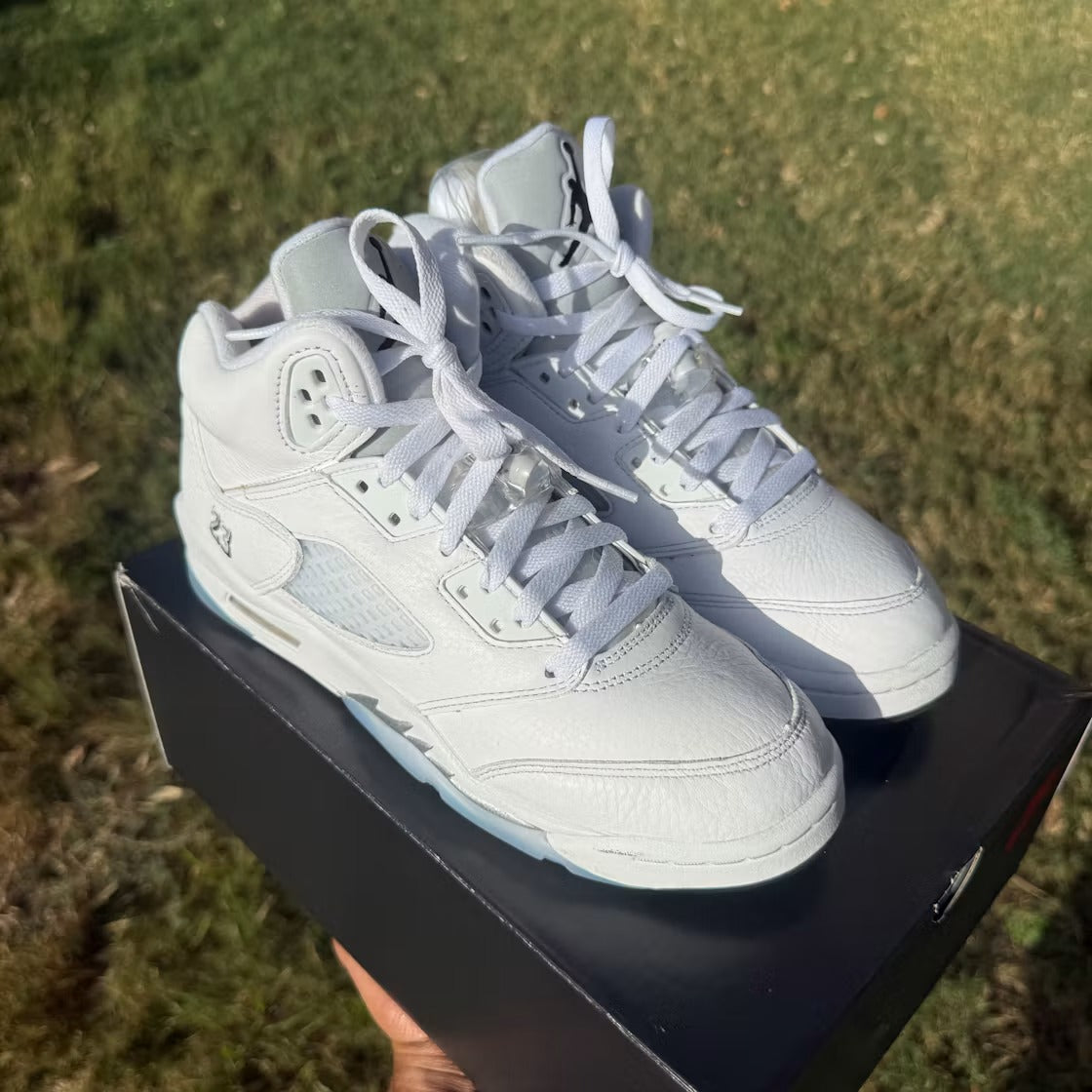 Used - Air Jordan 5 Retro White Metallic (2026) (GS) - US 7Y - detail 2