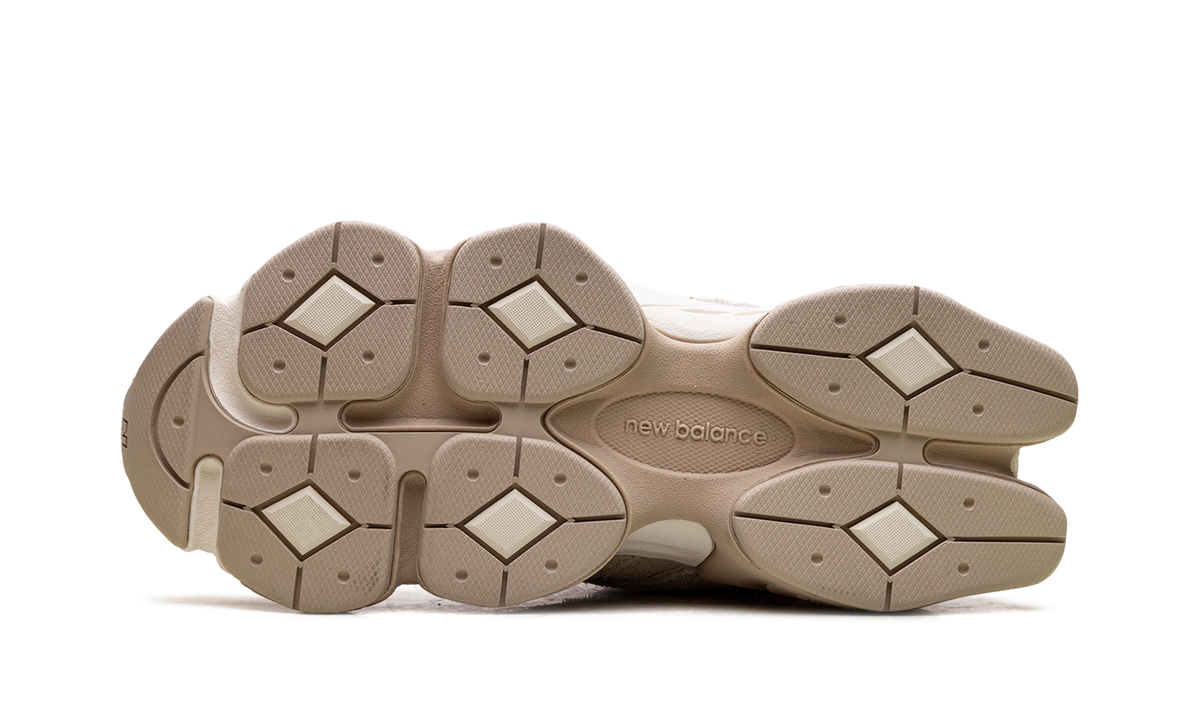New Balance 9060 "Beige Tan" Sneakers