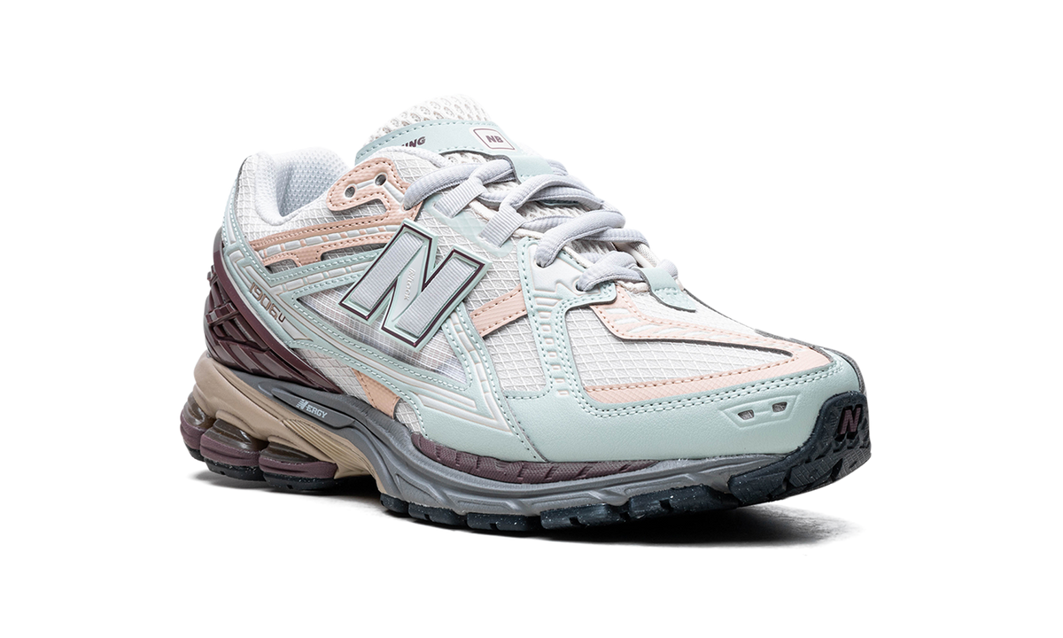 New Balance 1906 "Clay Ash" Sneakers