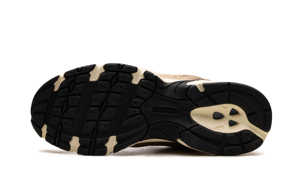 New Balance 530 "Liquid Gold" Sneakers