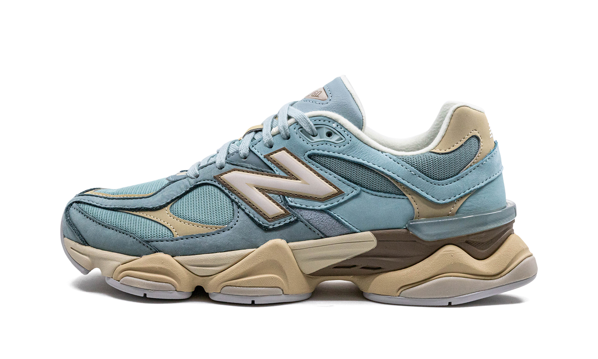 New Balance 9060 "Blue Haze" Sneakers