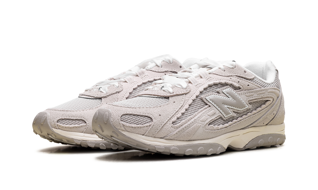 New Balance 204L "Sea Salt" Sneakers