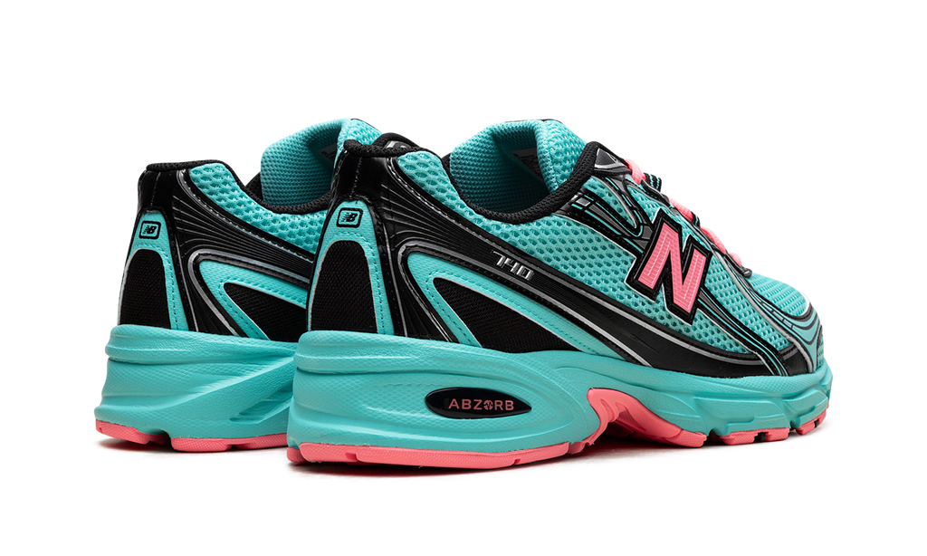 New Balance 740 "Cyber Jade" Sneakers