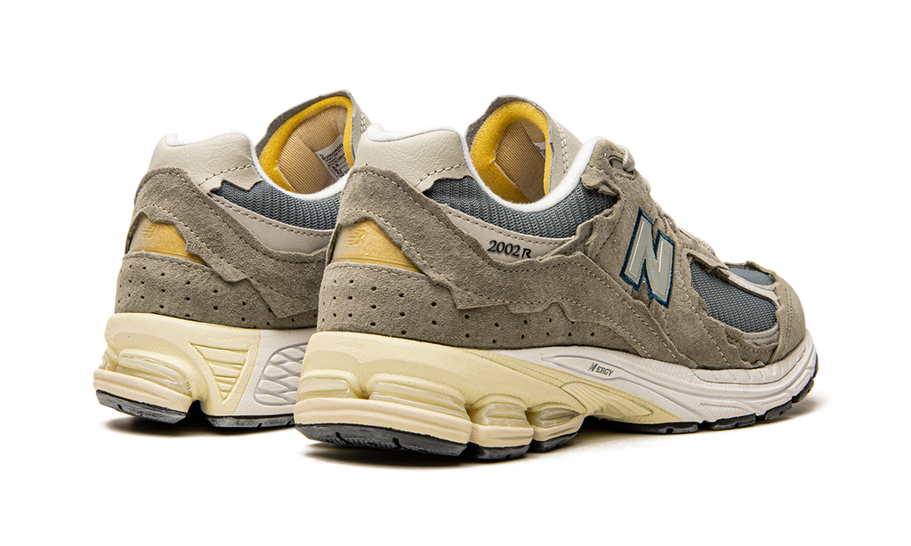 New Balance 2002R "Protection Pack - Mirage Grey" Sneakers